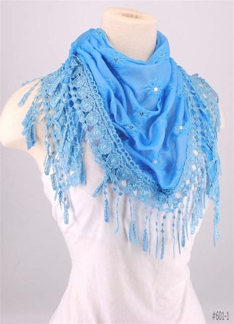 dolce blue flower shawl